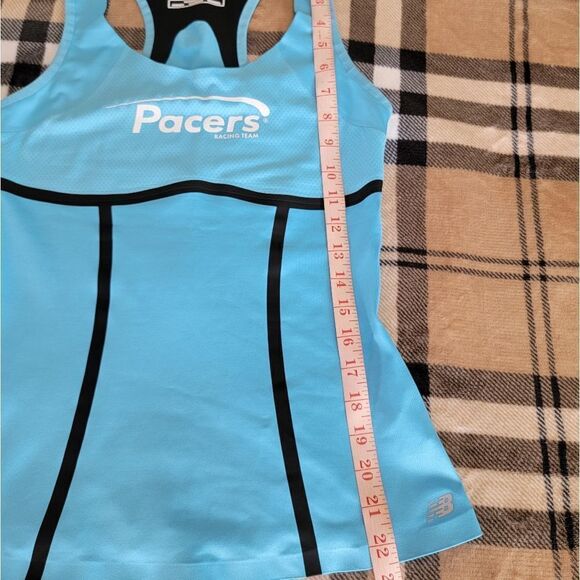 New balance sport top - Picture 10 of 10